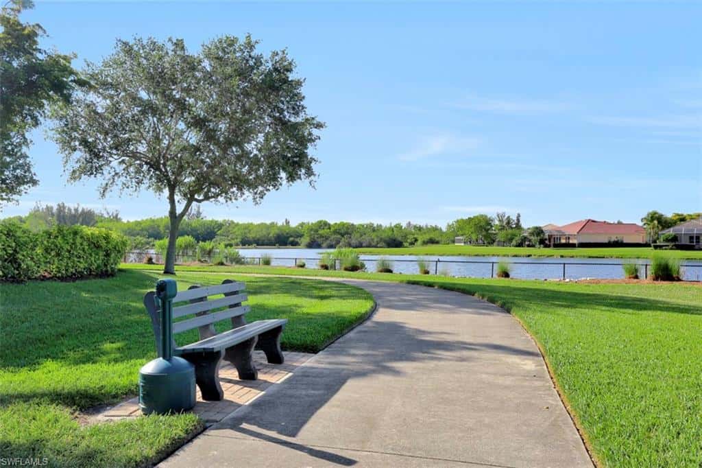 2534 Verdmont Ct, Cape Coral, photo 43