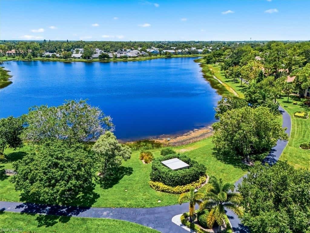 1714 Kings Lake Blvd #202, Naples, photo 27