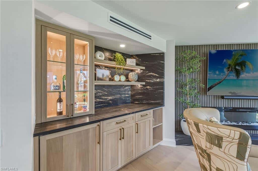 4401 Gulf Shore Blvd #b202, Naples, photo 14
