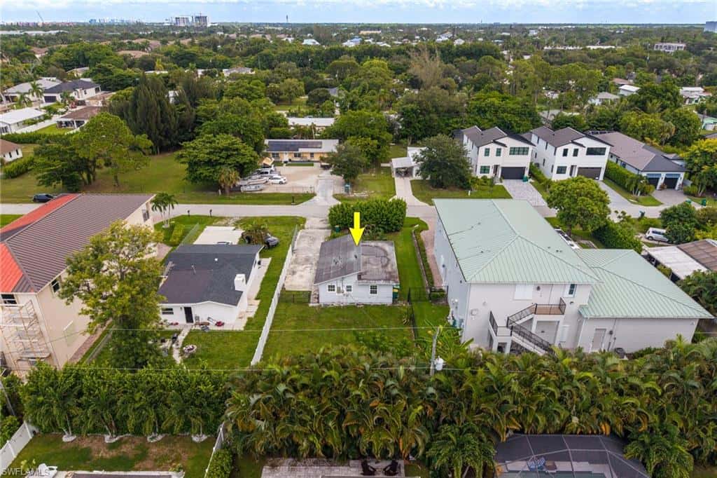 2664 Van Buren Ave, Naples, photo 28