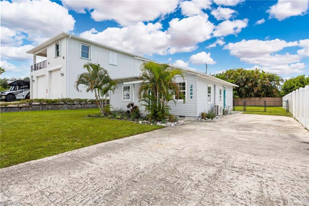 2664 Van Buren Ave, Naples, photo 33