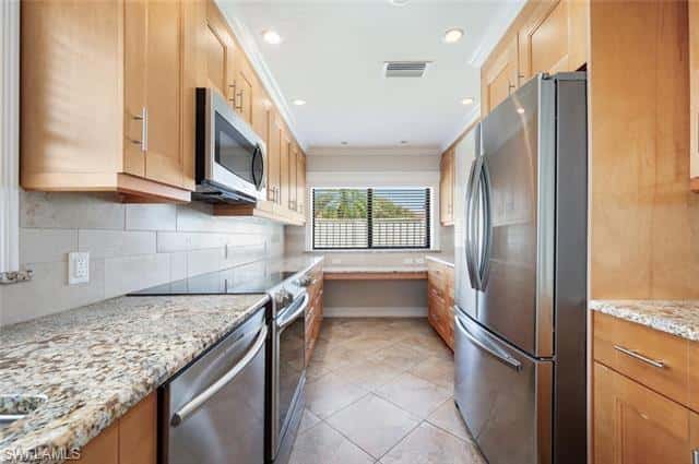 551 Beachwalk Cir, Naples, photo 27