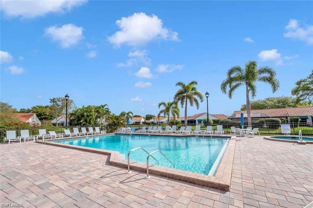 551 Beachwalk Cir, Naples, photo 9