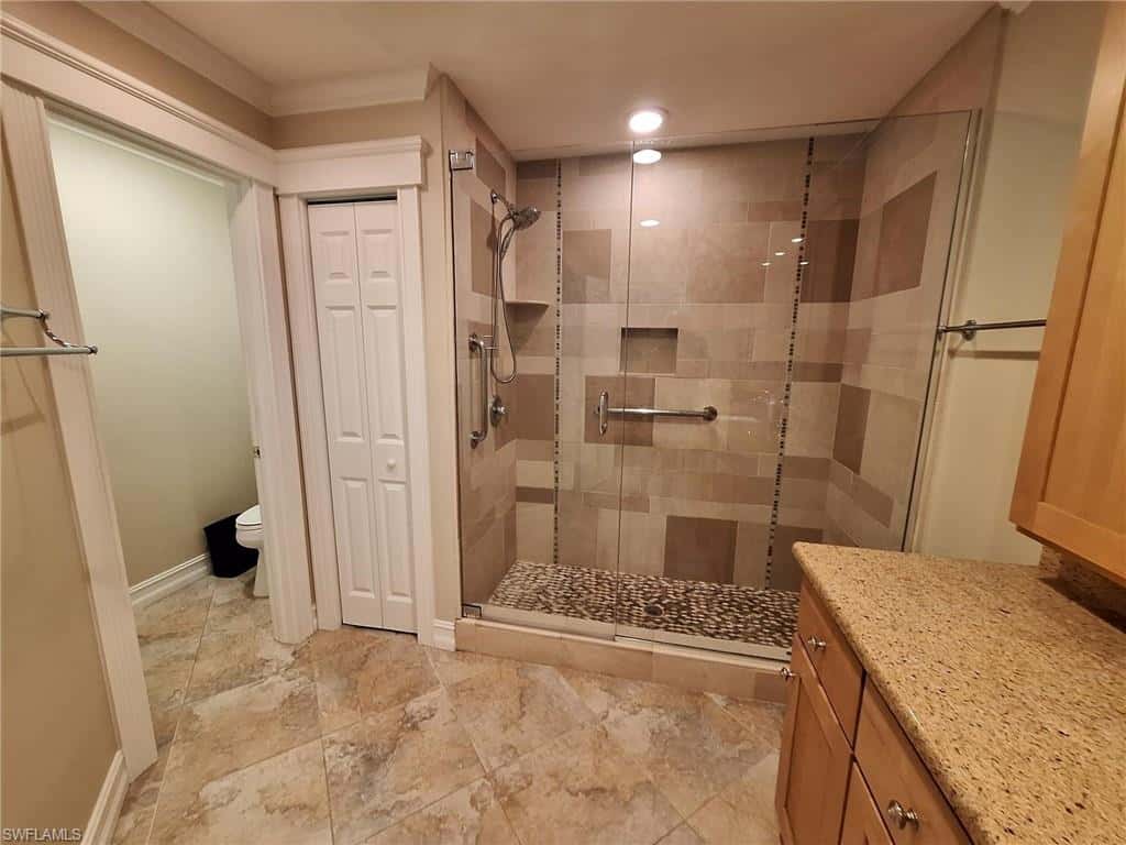 551 Beachwalk Cir, Naples, photo 45