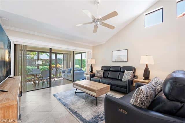 551 Beachwalk Cir, Naples, photo 35