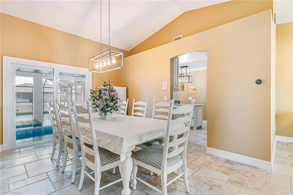 401 Candlewick Cir, Lehigh Acres, photo 6