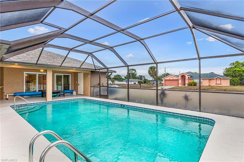 401 Candlewick Cir, Lehigh Acres, photo 39