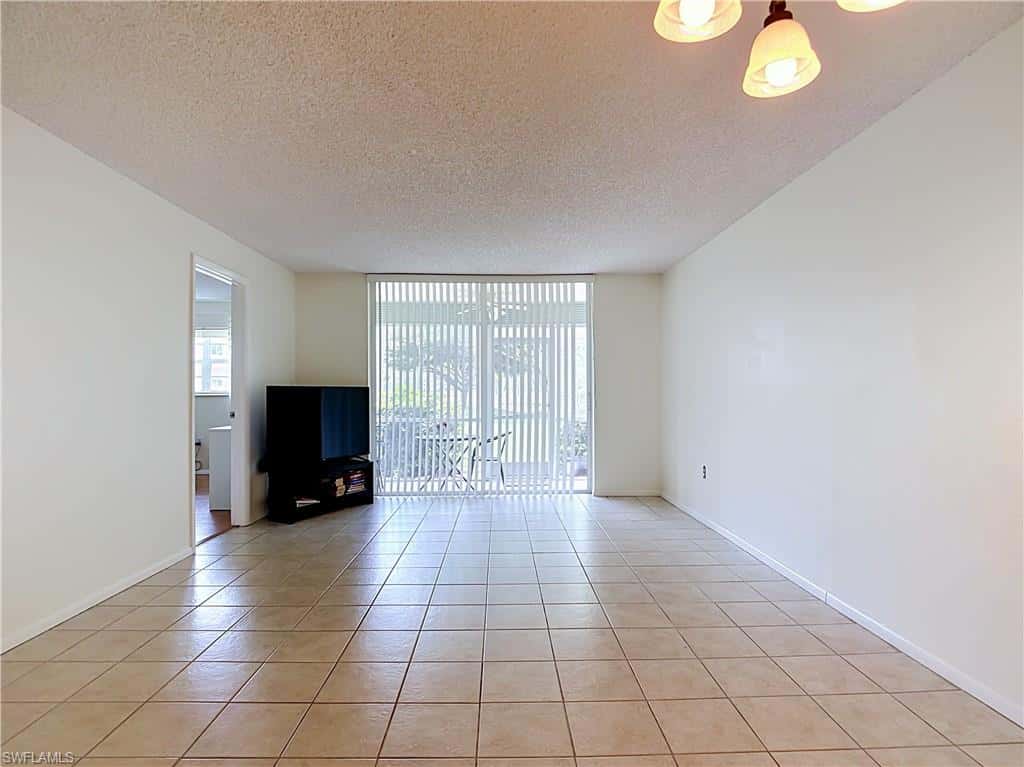 100 Forest Lakes Blvd #109, Naples, photo 14