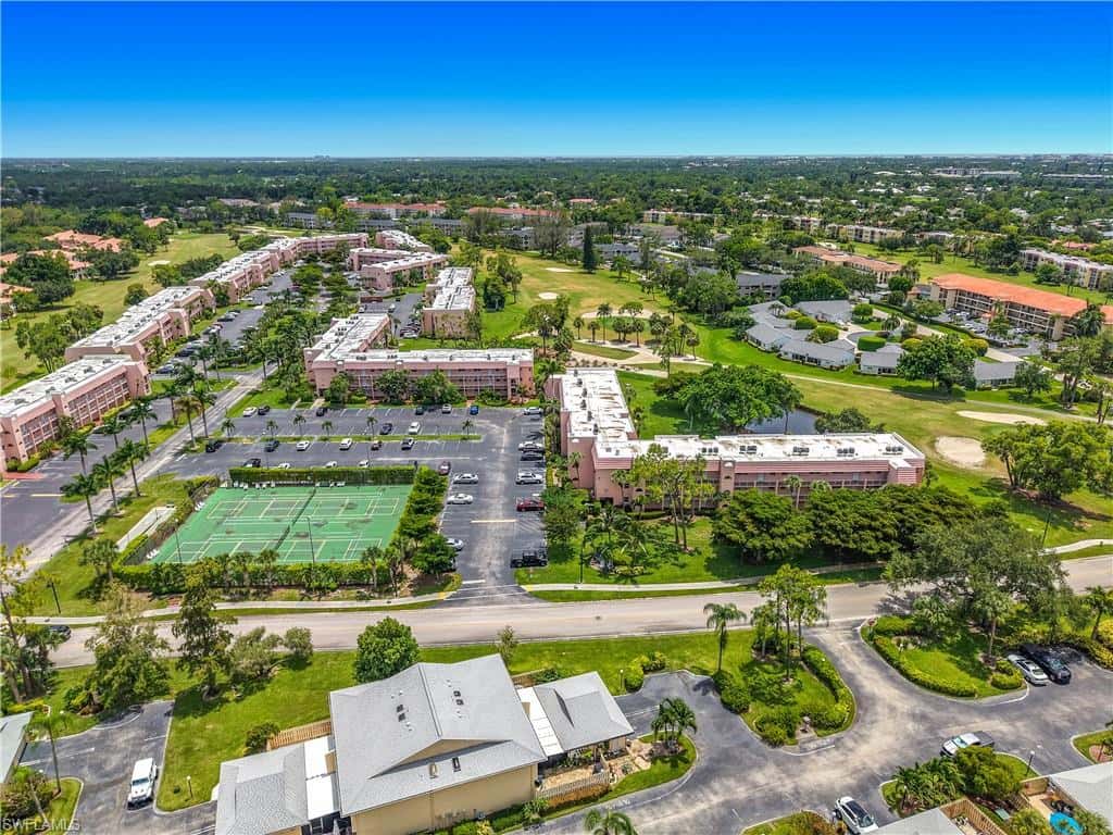 100 Forest Lakes Blvd #109, Naples, photo 35