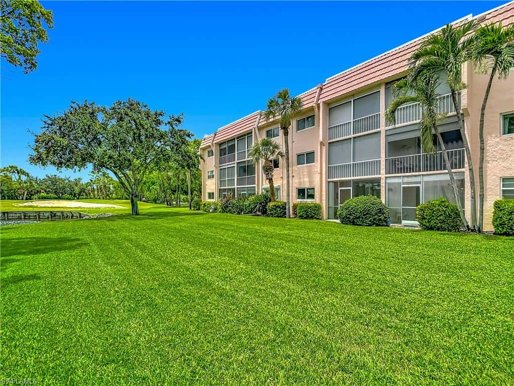 100 Forest Lakes Blvd #109, Naples, photo 31