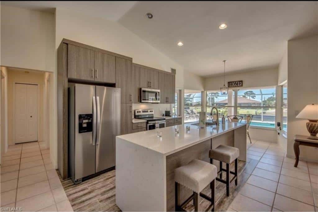 318 28th St, Cape Coral, photo 6