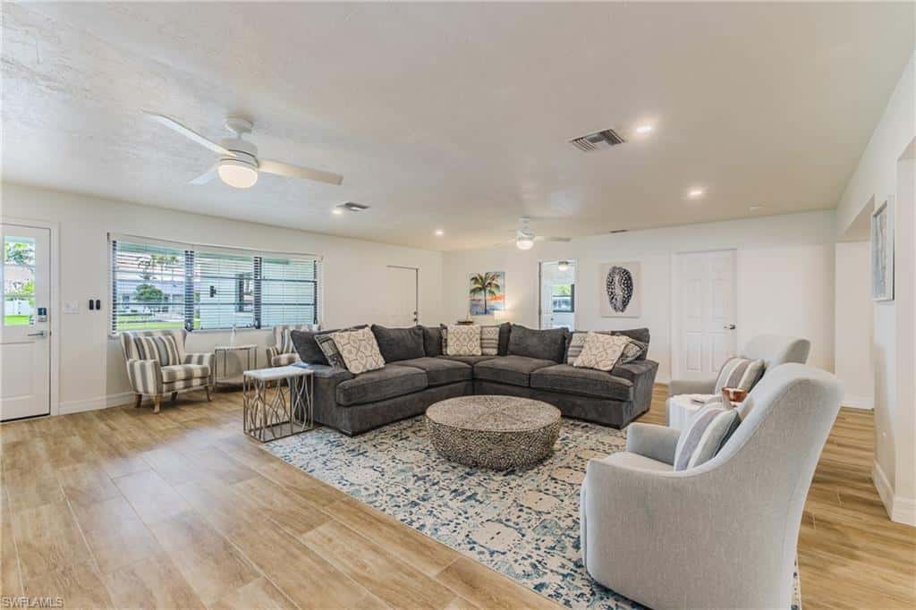 5326 Nautilus Dr, Cape Coral, photo 6