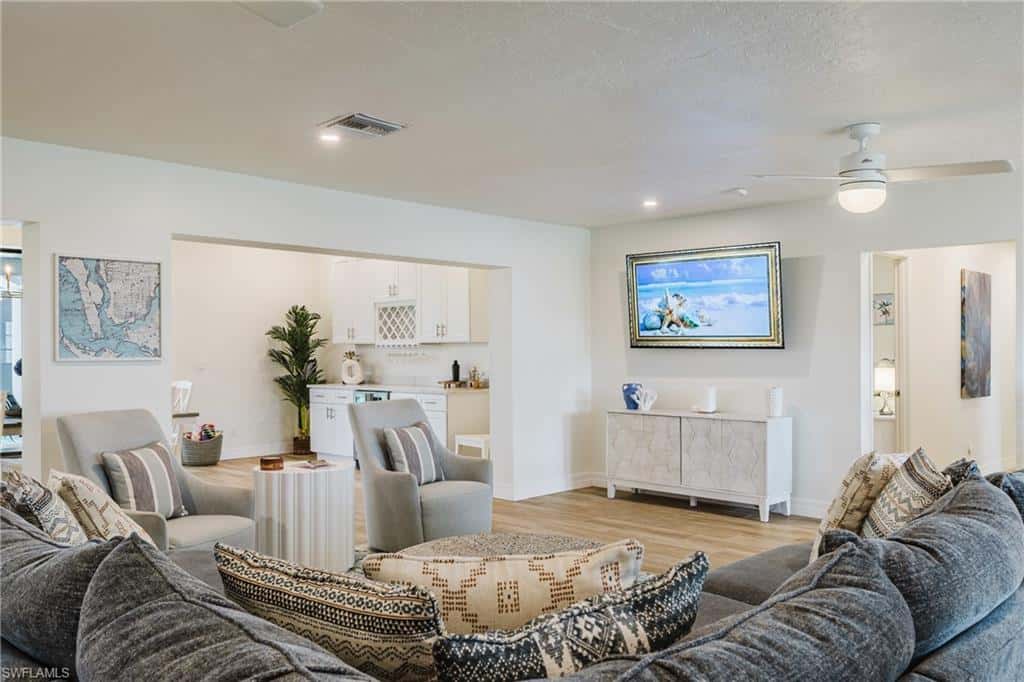 5326 Nautilus Dr, Cape Coral, photo 7
