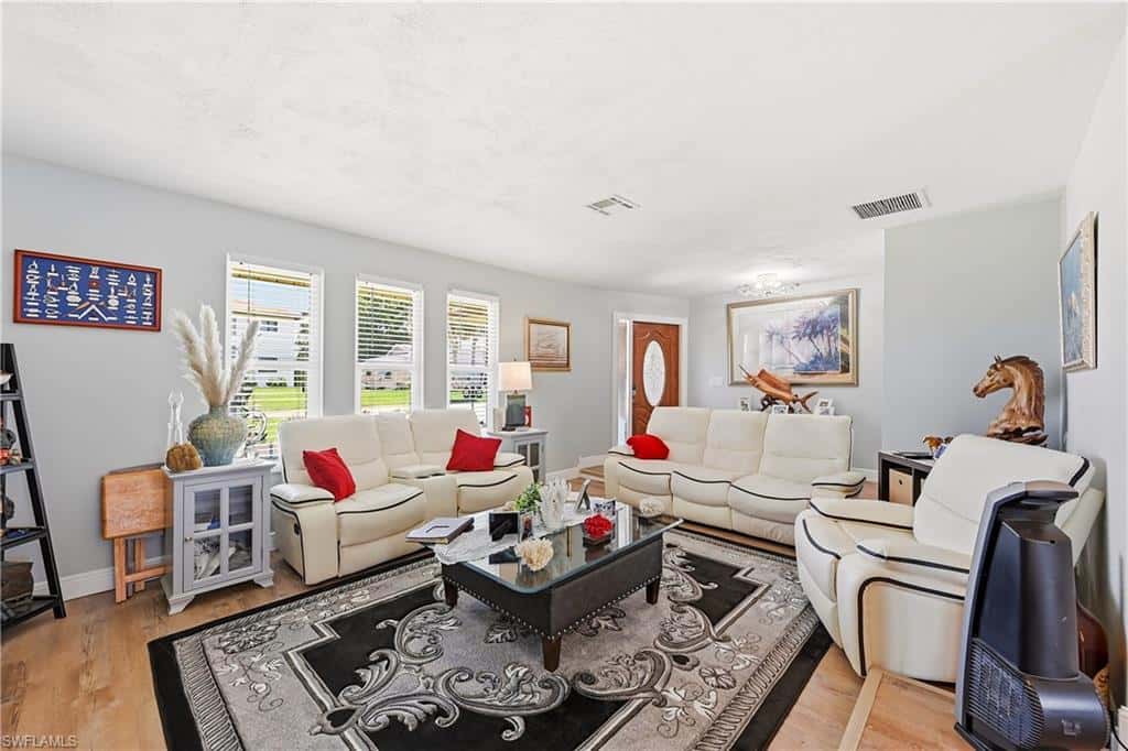 7219 Reymoor Dr, North Fort Myers, photo 5