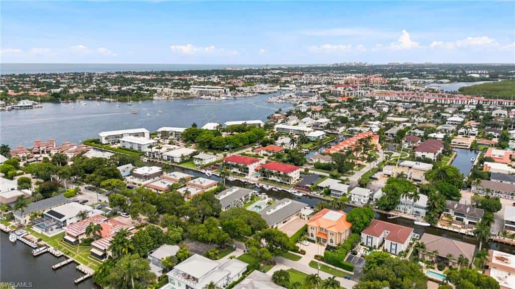 1417 Chesapeake Ave #106, Naples, photo 34