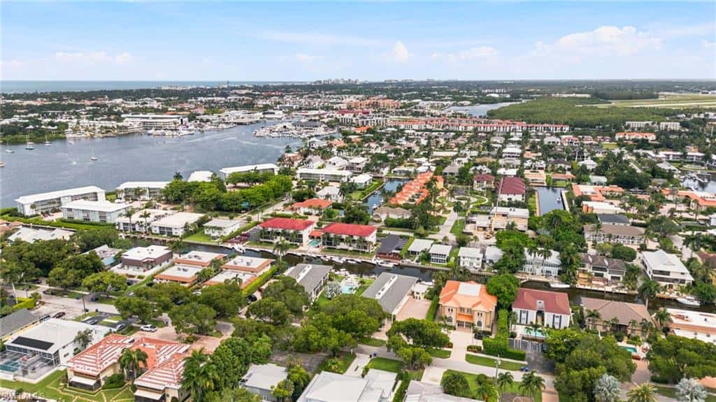 1417 Chesapeake Ave #106, Naples, photo 33