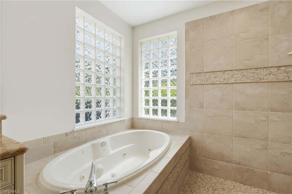 2886 Castillo Ct #101, Naples, photo 20