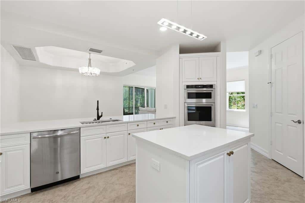 2886 Castillo Ct #101, Naples, photo 4