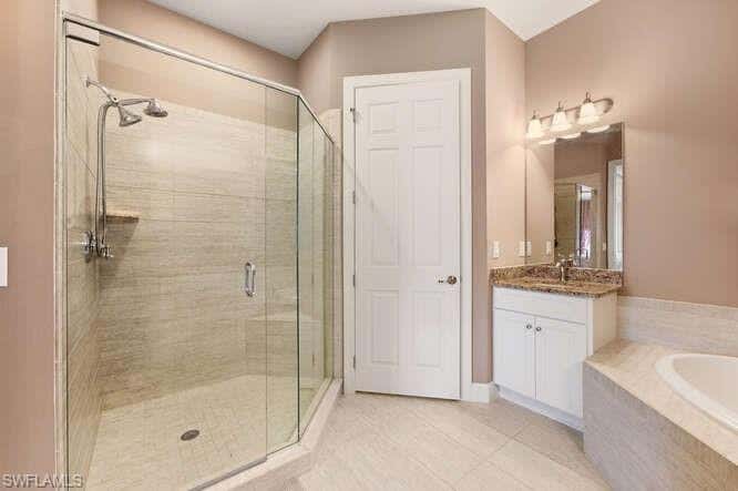 10351 Glastonbury Cir #202, Fort Myers, photo 27