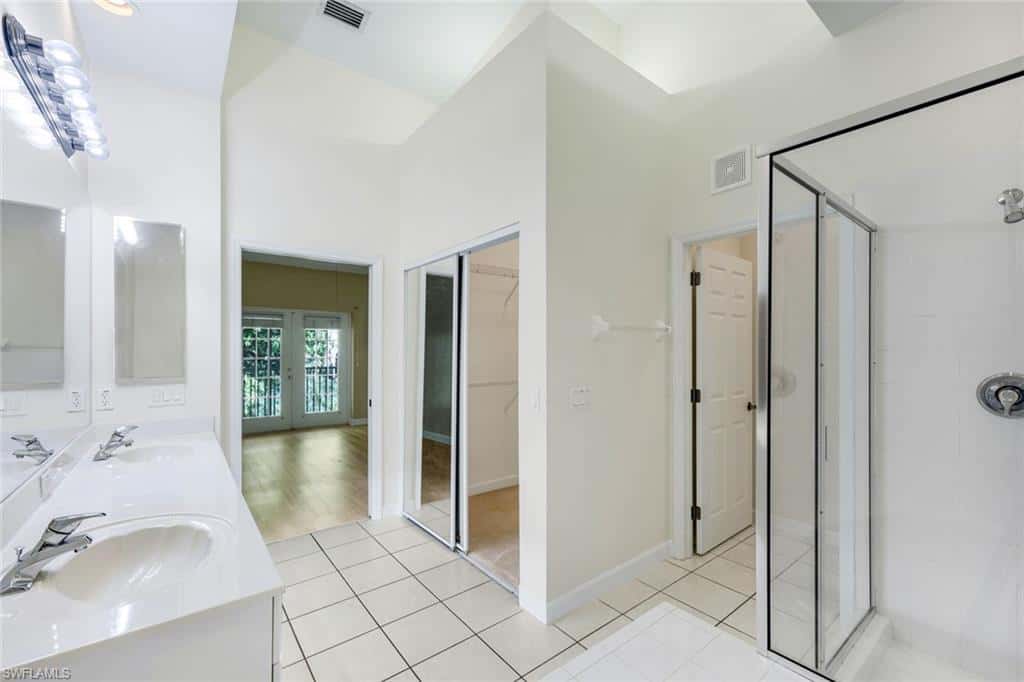 2055 Cascades Dr #6, Naples, photo 22