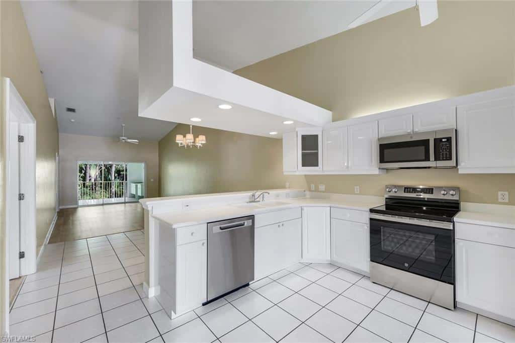 2055 Cascades Dr #6, Naples, photo 8