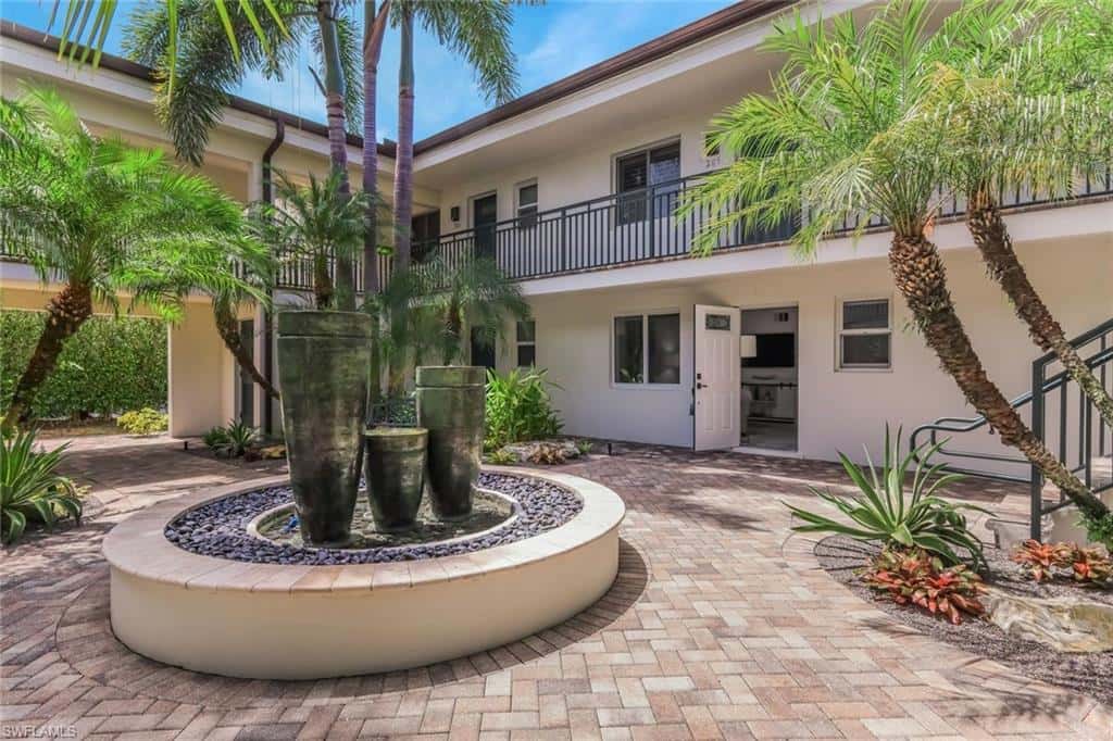 960 7th St #105, Naples, photo 6