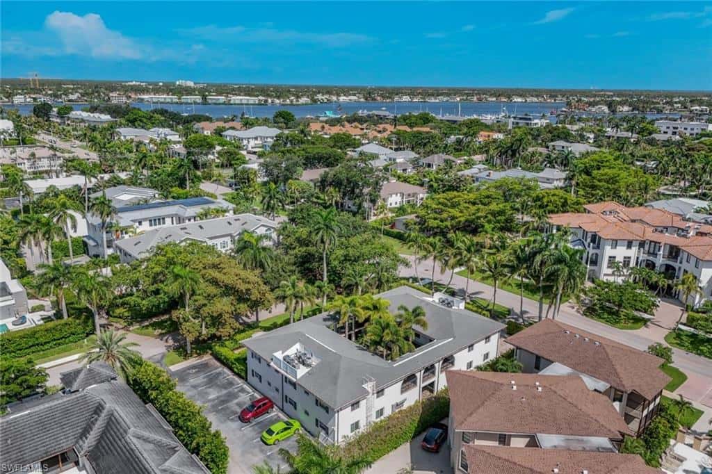 960 7th St #105, Naples, photo 24