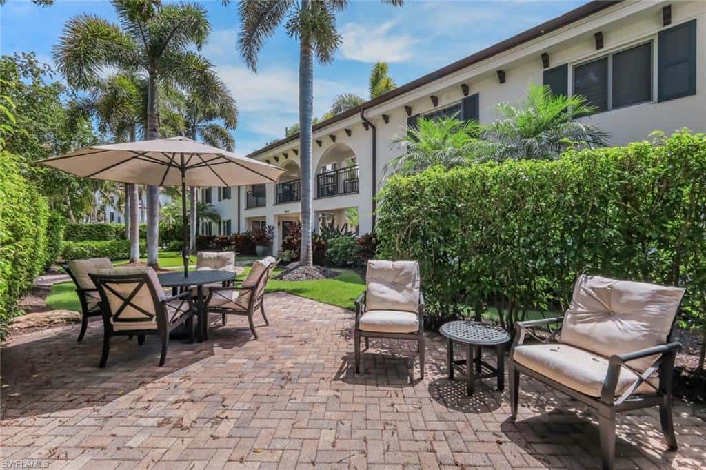 960 7th St #105, Naples, photo 4