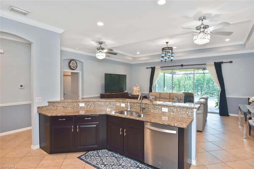 2549 Ashbury Cir, Cape Coral, photo 5