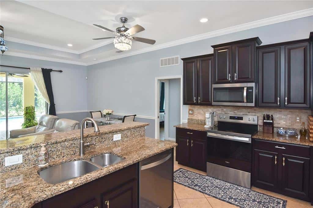 2549 Ashbury Cir, Cape Coral, photo 4