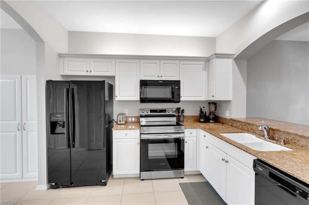 1320 Charleston Square Dr #103, Naples, photo 18