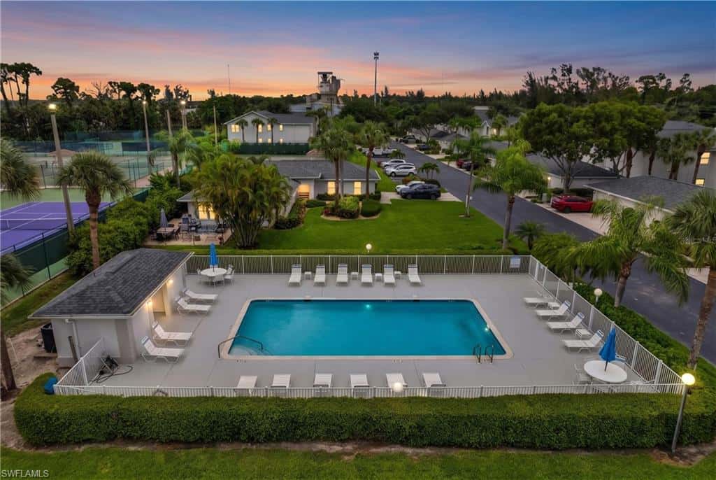1320 Charleston Square Dr #103, Naples, photo 44
