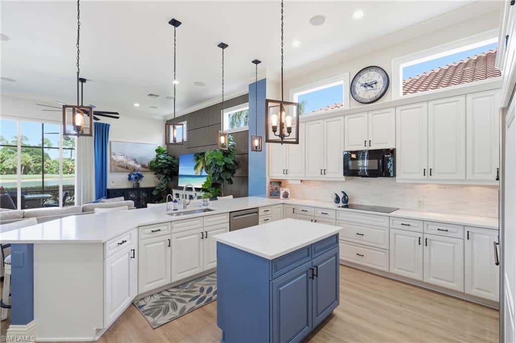 28646 Via D Arezzo Dr, Bonita Springs, photo 4
