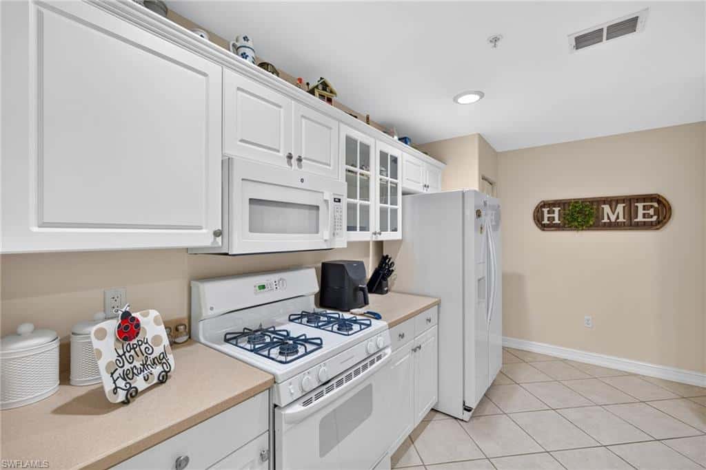 1672 Tarpon Bay Dr #102, Naples, photo 7