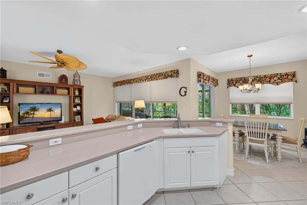 1672 Tarpon Bay Dr #102, Naples, photo 11