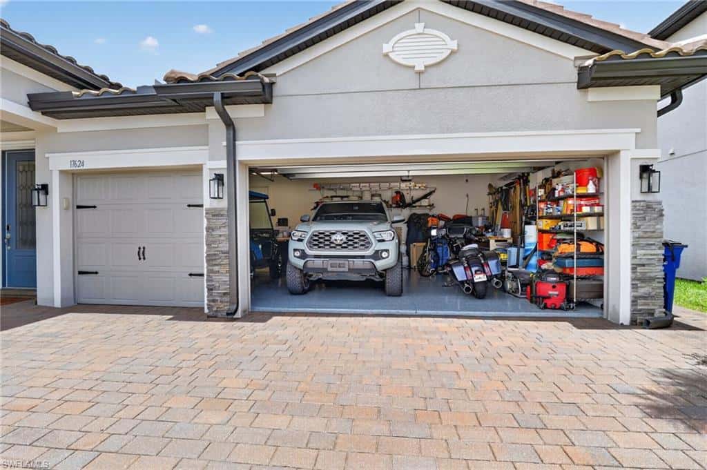 17624 Kinzie Ln, Estero, photo 26