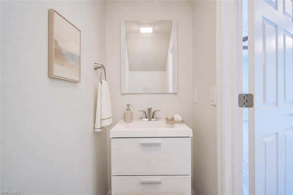 904 Hampton Cir, Naples, photo 24
