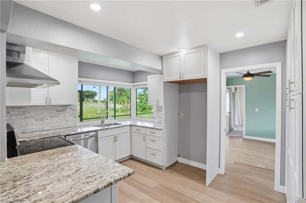 223 Pine Valley Cir, Naples, photo 31