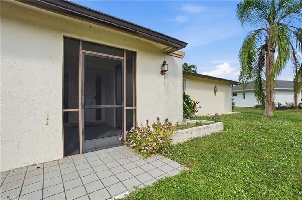 223 Pine Valley Cir, Naples, photo 4