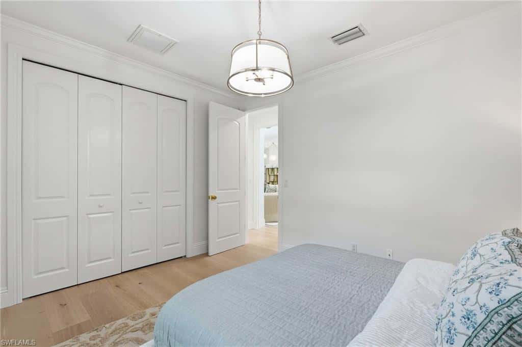 9833 Clear Lake Cir, Naples, photo 23