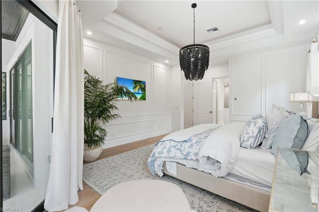 9833 Clear Lake Cir, Naples, photo 13