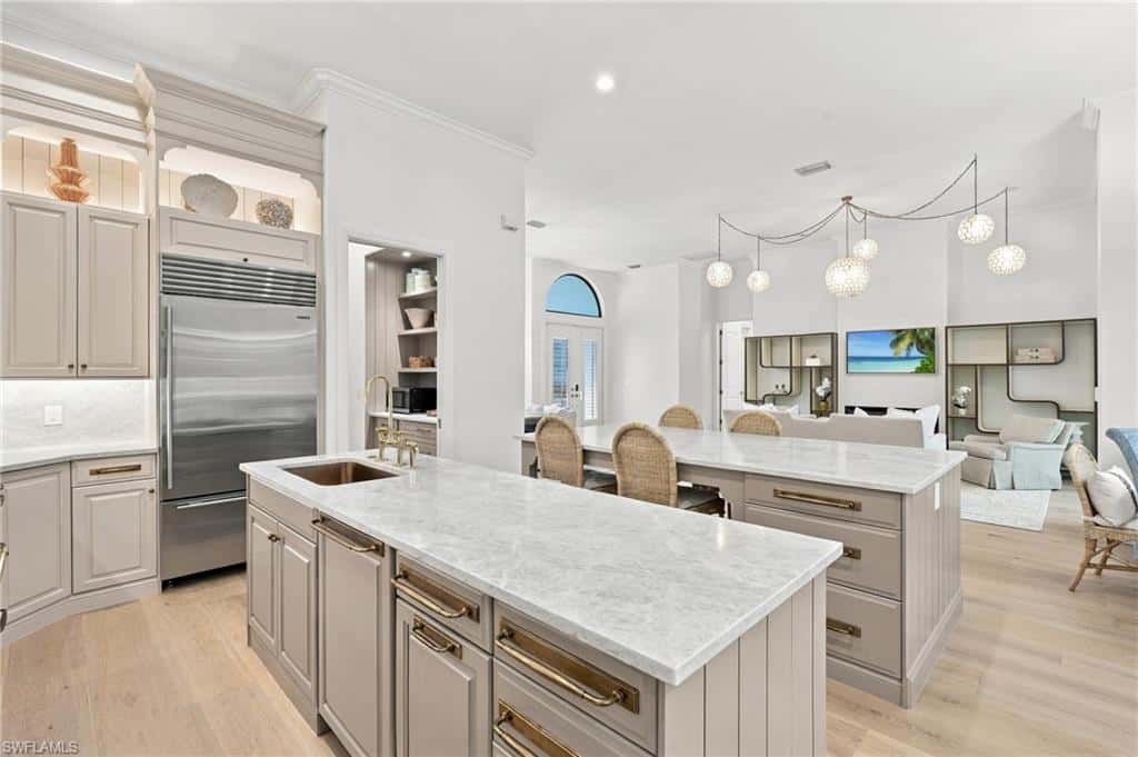 9833 Clear Lake Cir, Naples, photo 7