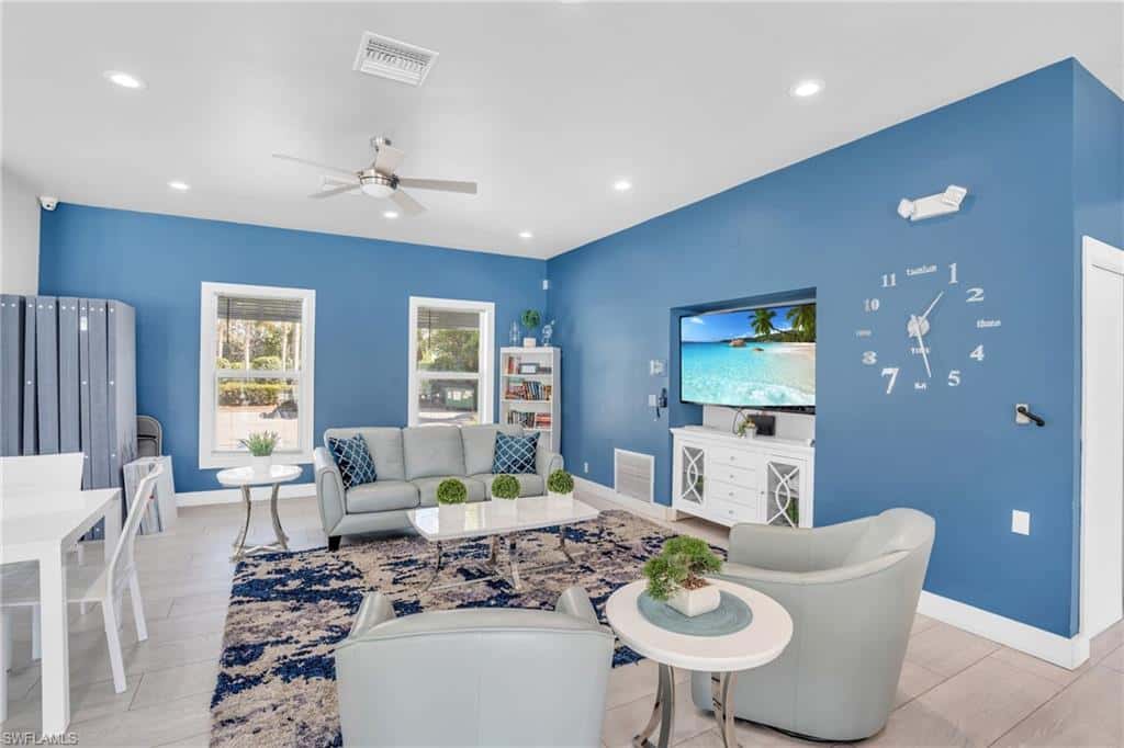 9833 Clear Lake Cir, Naples, photo 40