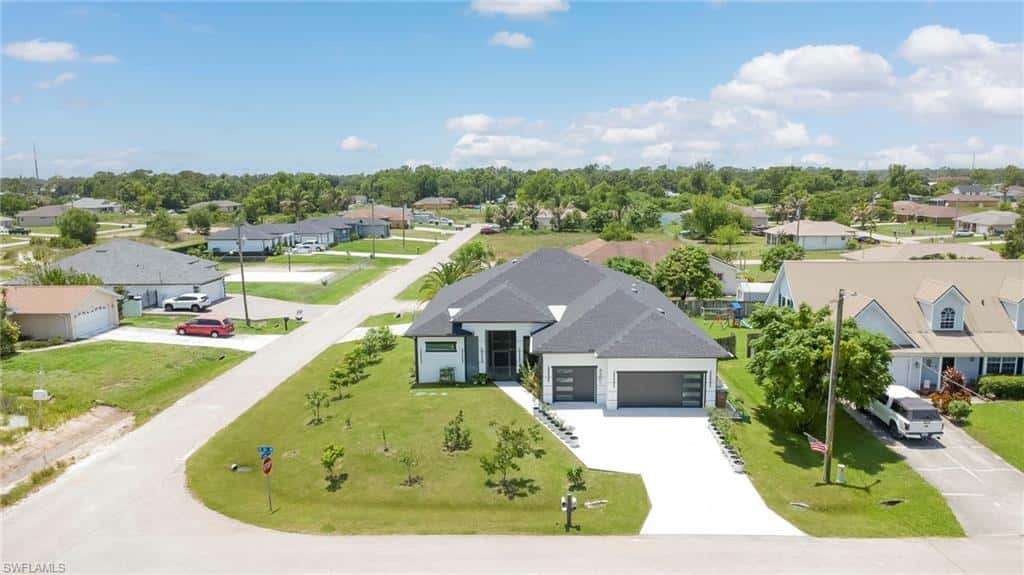 4301 10th St, Lehigh Acres, photo 38
