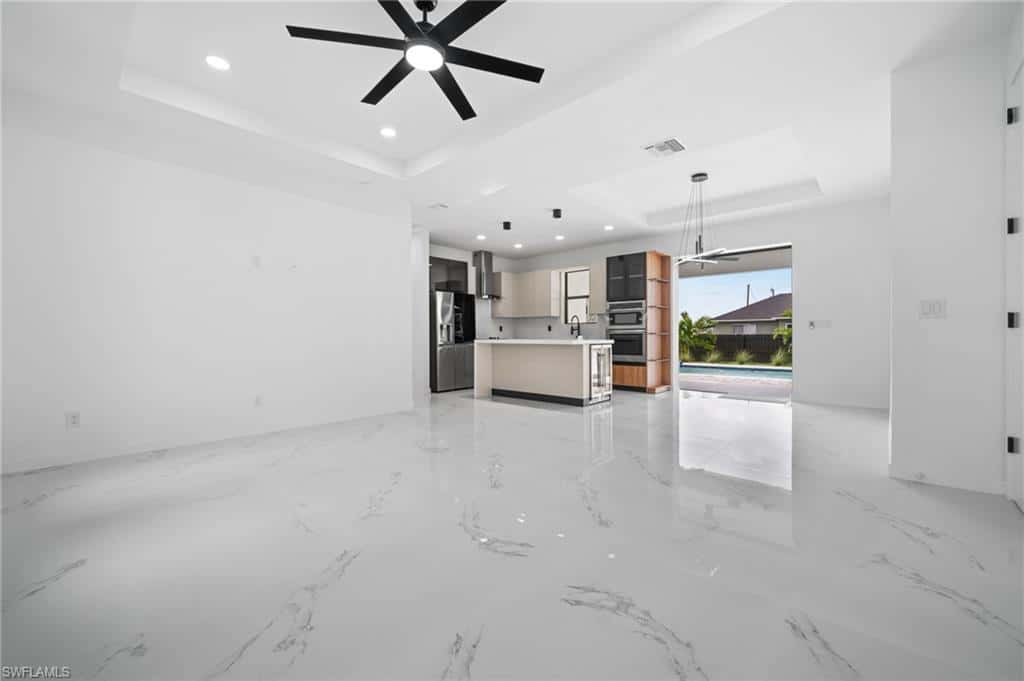 1609 16th Ter, Cape Coral, photo 5