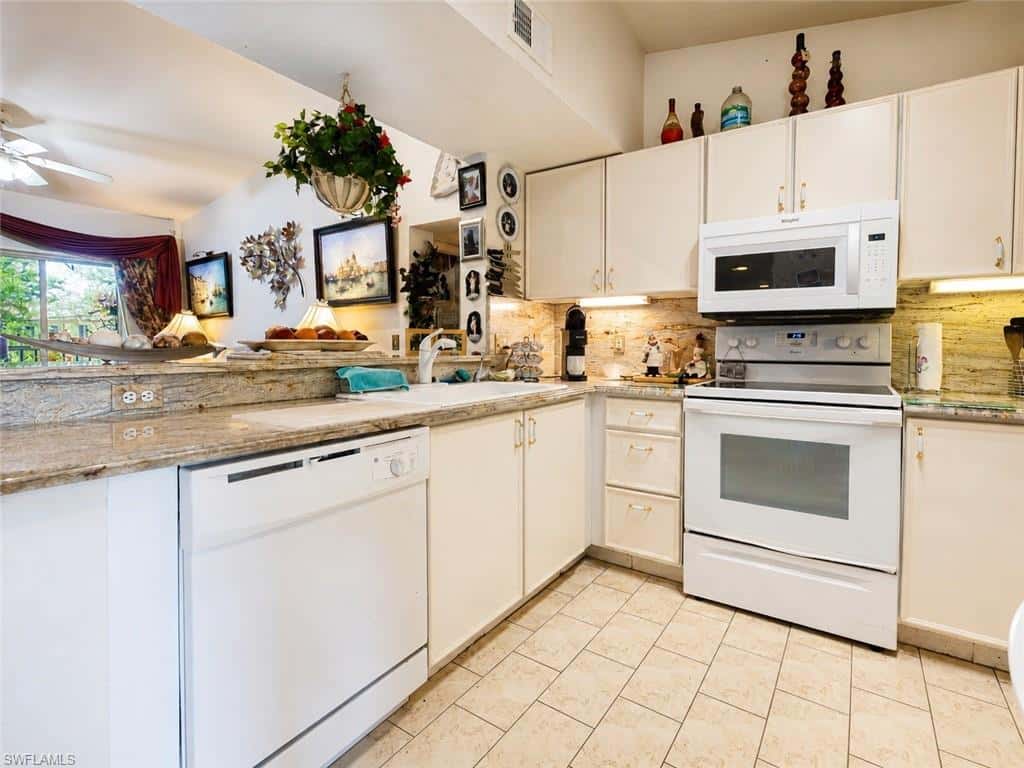 8294 Key Royal Cir #1631, Naples, photo 5