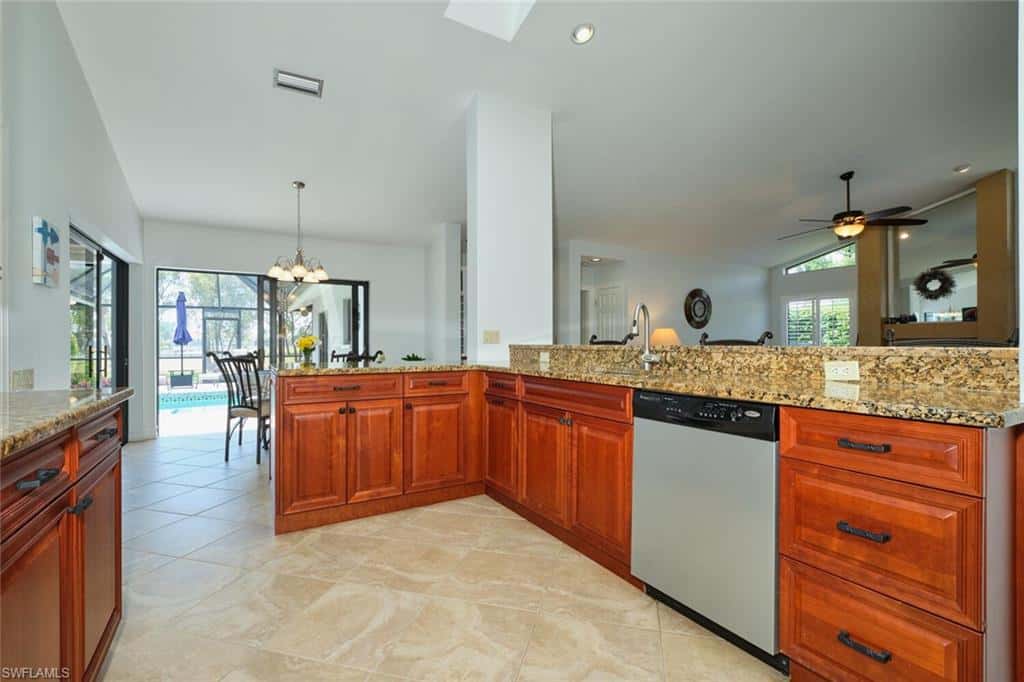 15440 Kilmarnock Dr, Fort Myers, photo 8