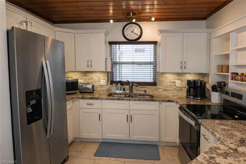16191 Porto Bello St, Bokeelia, photo 7