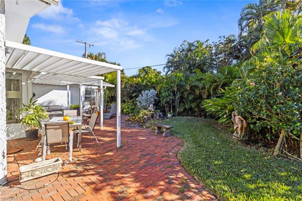 1348 Alcazar Ave, Fort Myers, photo 28