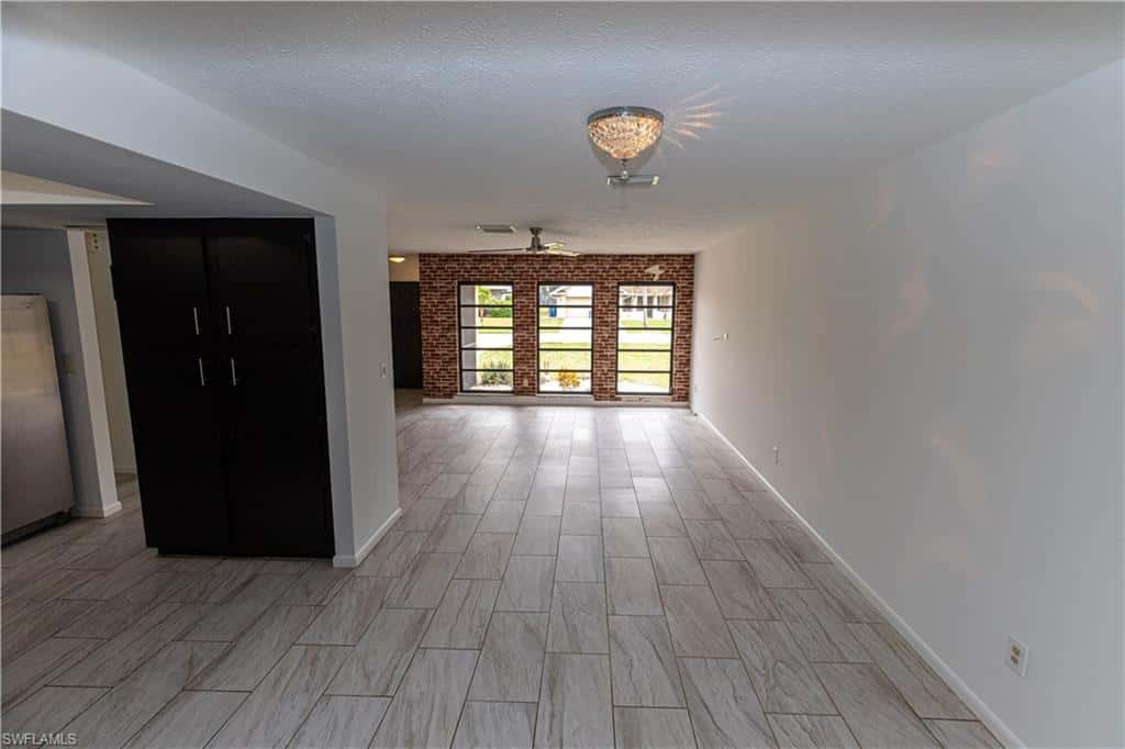 25572 Fenner Cir, Bonita Springs, photo 5